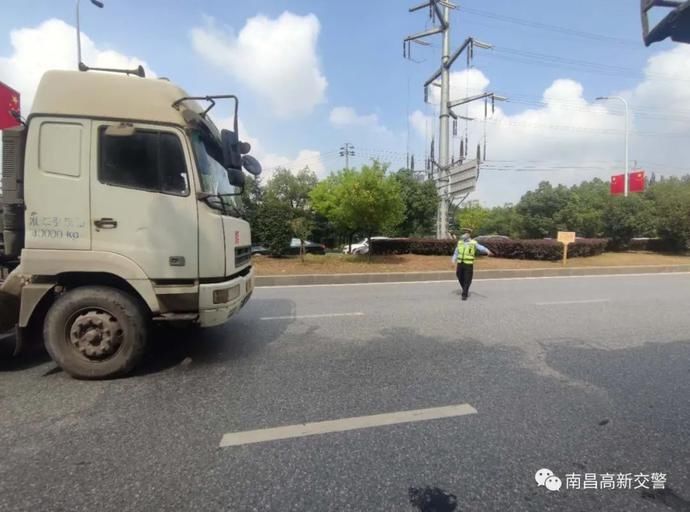 整治|高新大队大货车整治行动ing~