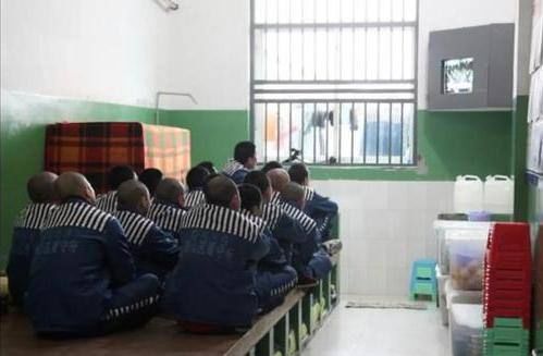 收监|看守所拒收法院会怎么办？