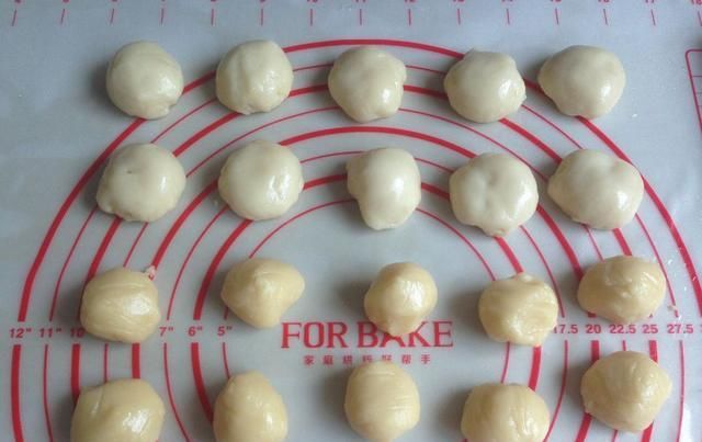  煮粥|绿豆别只会煮粥，做成香酥可口的绿豆饼，个个酥掉渣