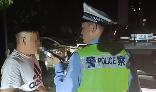  整治|酒驾整治不松劲，消除隐患保平安！警察蜀黍抓你没商量！