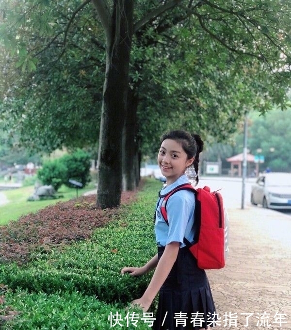 小苹果|还记得《一年级·小学季》的小苹果安淇尔吗?她现在长这样了