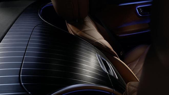 发明者|汽车发明者 再一次发明汽车 全新一代奔驰S级内饰及技术细节曝光