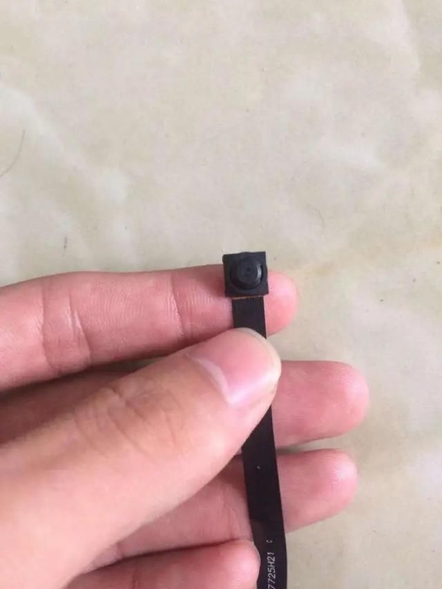 廖某某|细思极恐！女租客房内惊现针孔摄像头