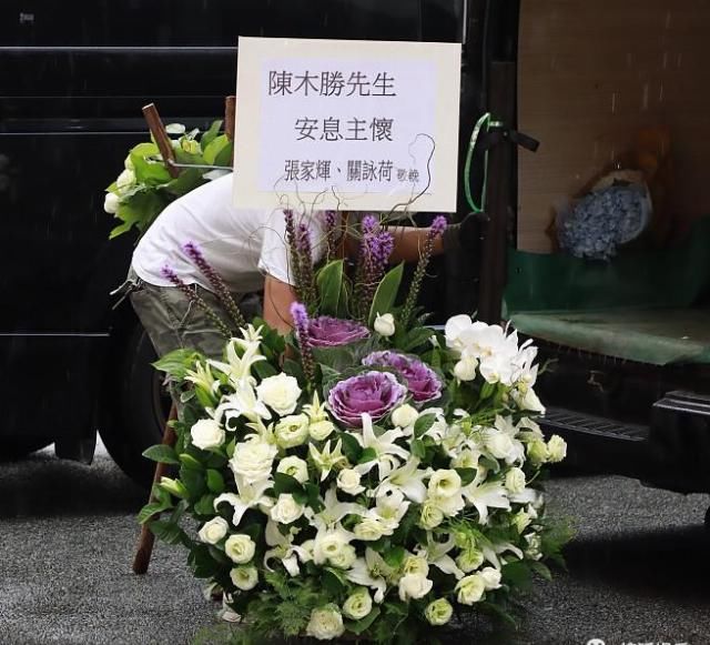 买房|娱乐日报|阿娇酒店发生意外;王思聪疑又带美女买房;吴磊里程遭私生饭盗用?