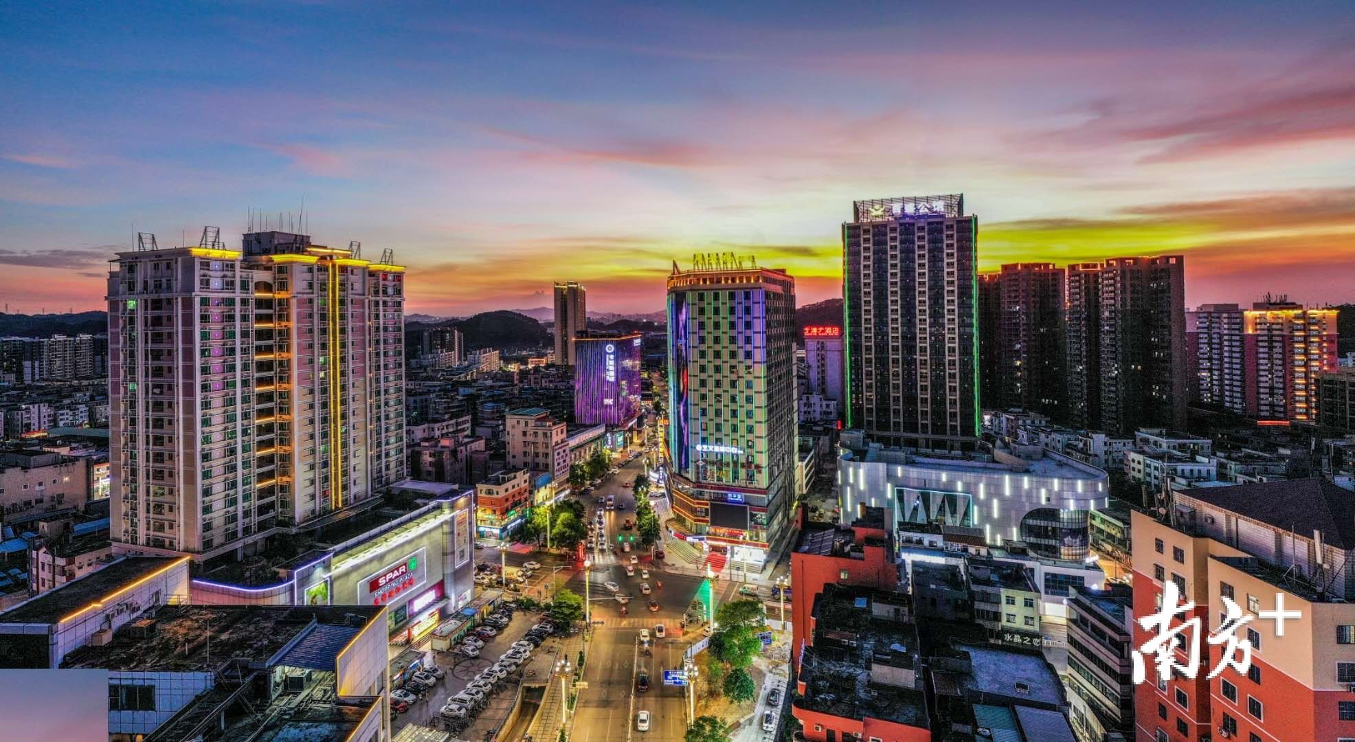  领域|刑拘近300人！黄江严惩民生领域黑恶势力