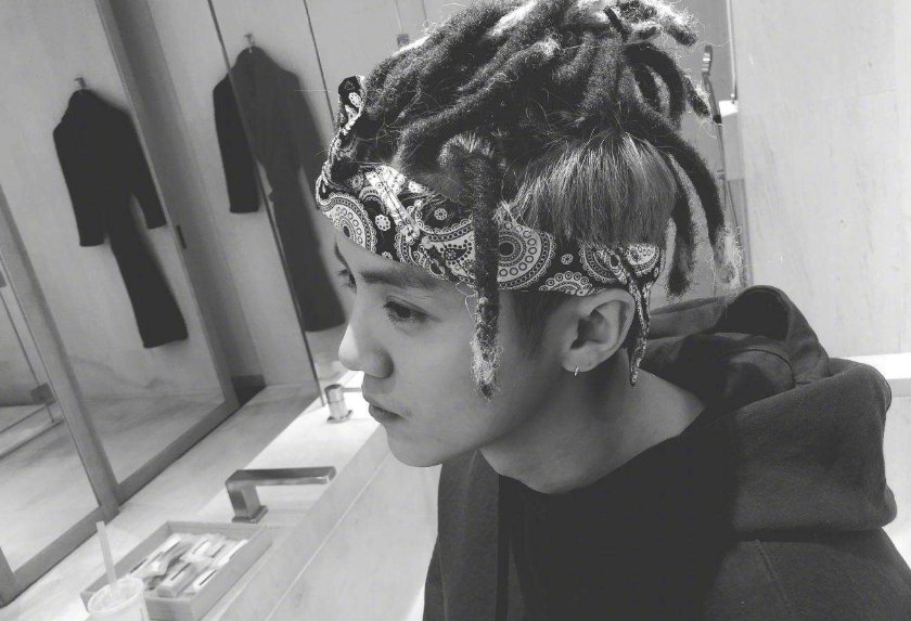  鹿晗|《新说唱》官宣帮唱嘉宾，鹿晗助阵吴亦凡，爷青又回