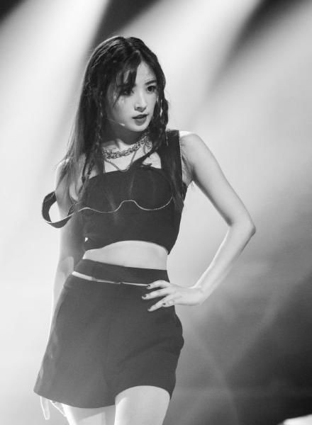  组惹|《姐姐》张含韵没有选择孟佳组惹争议，结果被淘汰的孟佳直播爆料，都是假的