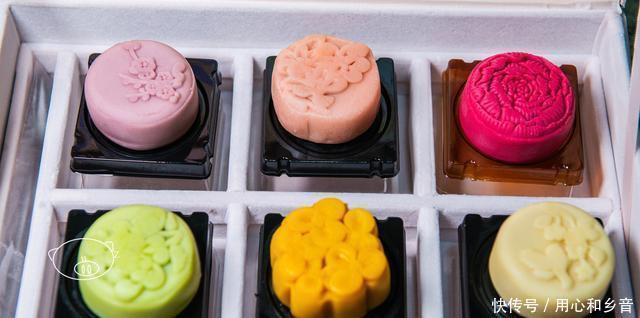 奶黄流心|2020,当中秋遇上国庆,六种口味的月饼齐欢乐
