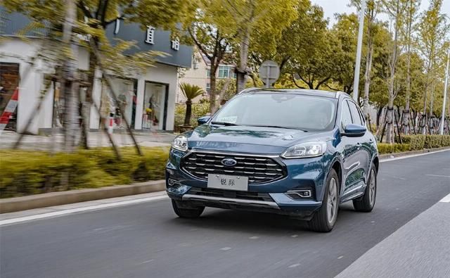 小智|谁才是你心里的白月光?以速度之名,福特锐际对比本田皓影