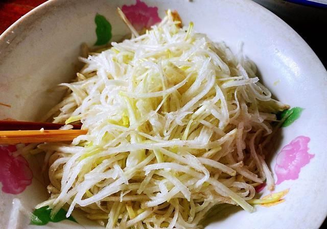 正确|萝卜饺子,做的时候有人焯水有人直接包,都不对!这样才正确