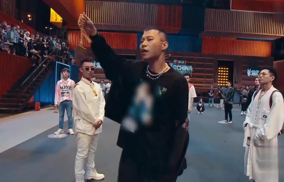  中国|GAI被选手Diss！《中国新说唱》魔鬼剪辑开始了