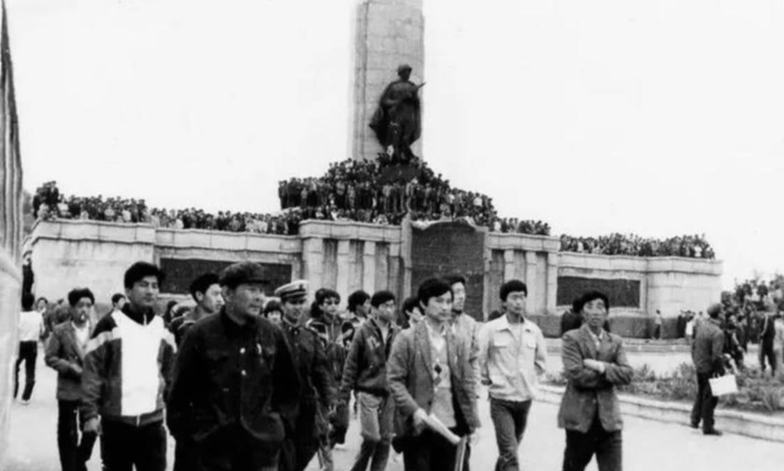 大连|想看一下辽宁的老照片嘛，上世纪大连老照片