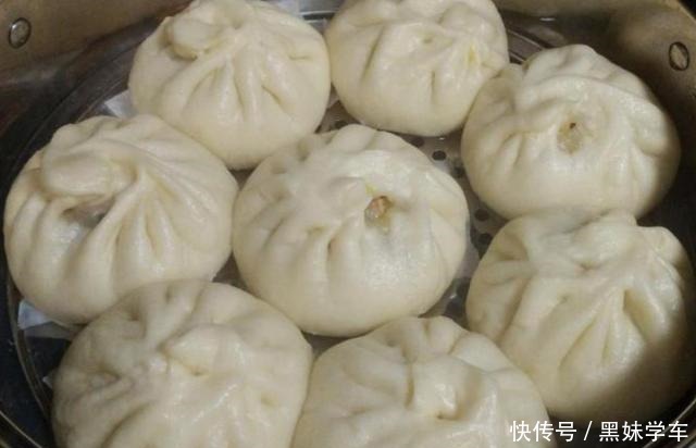 白菜|包子这样做,薄皮大馅,又香又软,凉了也不硬,蒸了一大锅没够吃