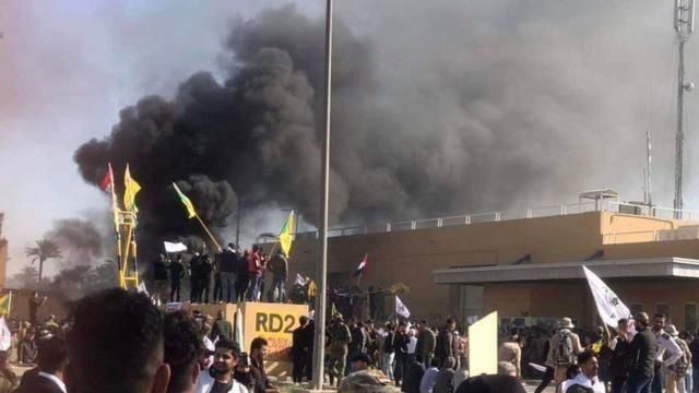  袭击|新一轮报复已经来临，大批火箭弹瞄准美大使馆，要为行为付出代价