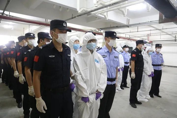 性质组织|暴力拆迁，强占土地…荆门郭某红等25人涉黑案件一审公开开庭