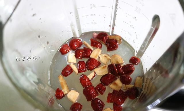  薏米|早餐除了喝牛奶，这个选择也不错，4种食材搭配，比牛奶还香