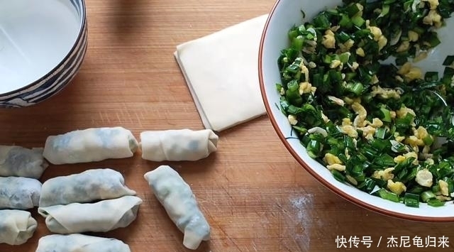 酥脆|懒人春卷做法!不和面,不揉面,15分钟做一锅,酥脆又鲜香