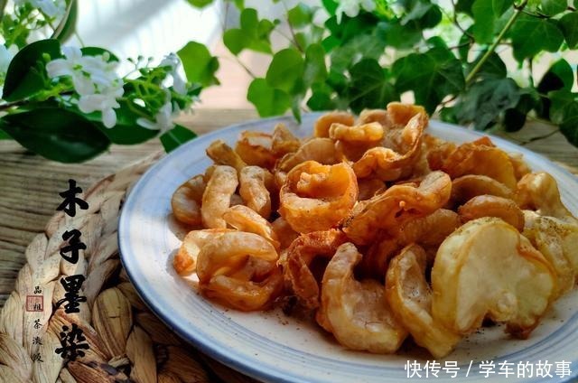 嘎嘣脆|80后童年时代,解馋的鸡冠油渣,入口嘎嘣脆,真香