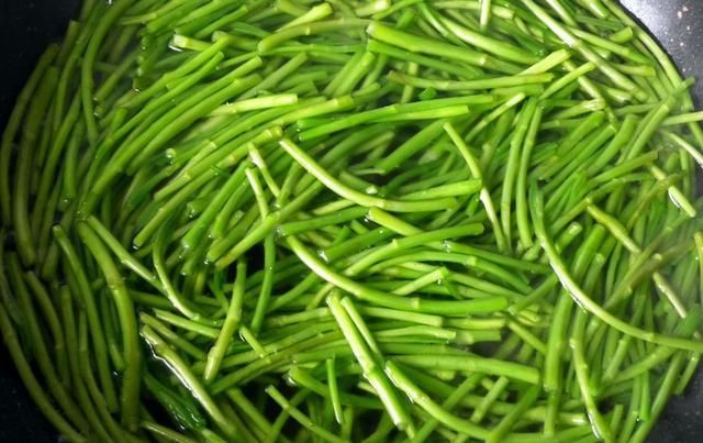 步骤|春节餐桌上最受欢迎的一道蔬菜,比肉香比肉贵,亲朋好友都喜欢