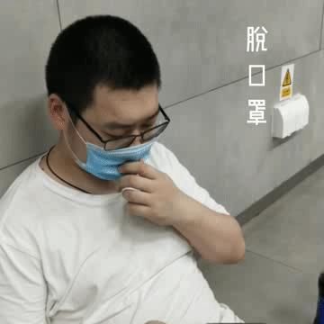 车站|地铁文明 | 文明纳凉，处处留芳