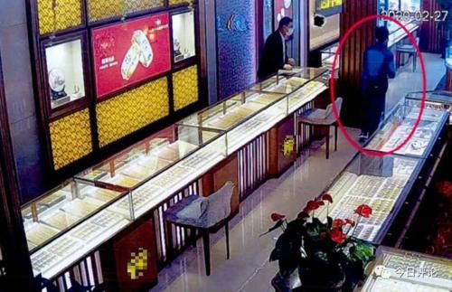 结局|54岁女子住五星酒店花光钱，怎么会想住监狱？结局真就如愿以偿
