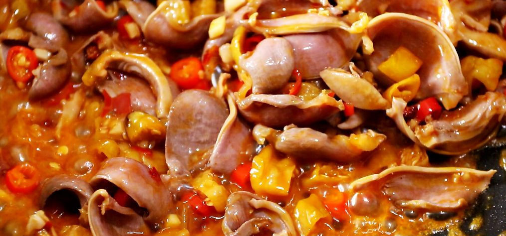 胃口|三伏天没有胃口?教你用鸭胗做一道菜,配上泡椒,太下饭了