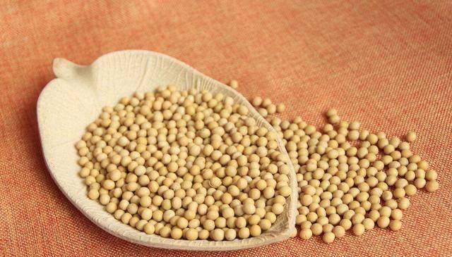  二黄|血液粘稠，多吃二黄，常喝二水，学会三个动作，血管不堵人长寿！