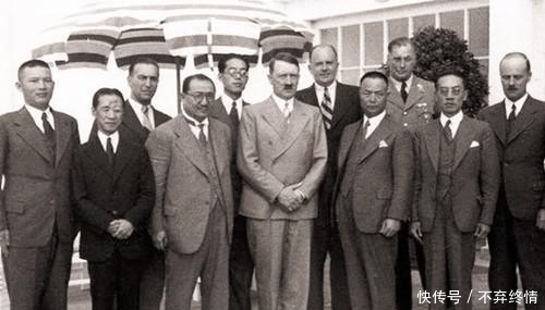 日军|老照片:民国政府官员集体和希特勒合影,日军在阎锡山老宅前留影