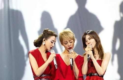  团队|还在等《姐姐》的大结局？别傻了，一切早就在姐姐们的掌控之间了