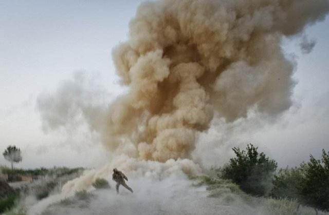 印度|印度边境一声巨响，精锐士兵被撕成碎片而亡，邻国网友笑出猪叫