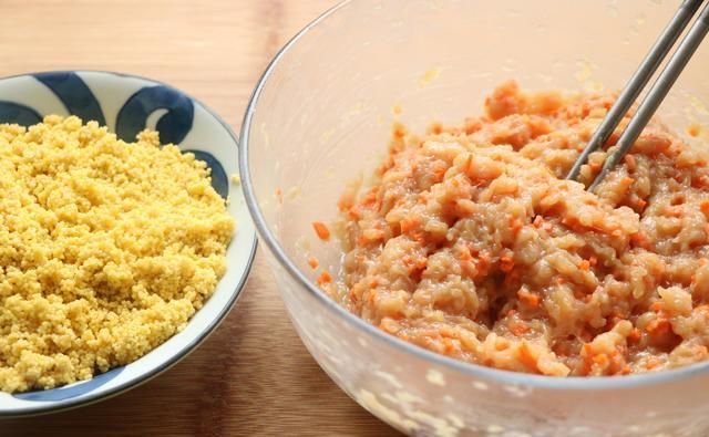 口感|高蛋白低热量的鸡胸肉丸,做一次够吃7天,减肥期间吃最好了