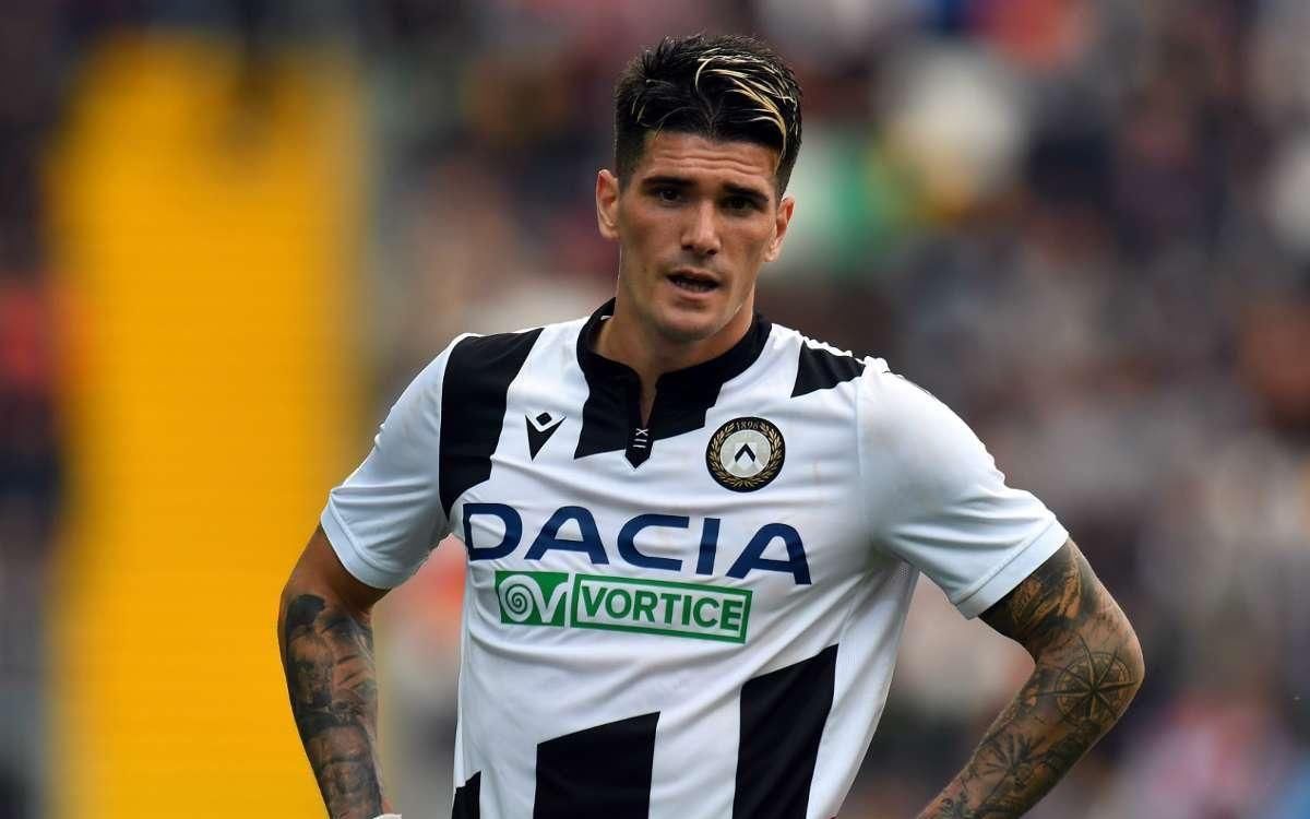  出售|31日快报。切尔西出售后卫，巴萨终于卖人，曼联再添中卫