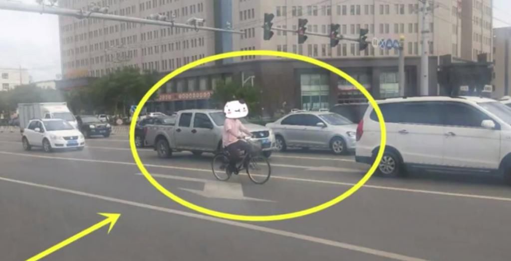 走来|一大波不文明行为走来