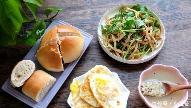 做法|一家四口每天早餐在家吃,家常做法简单易做,营养又健康!