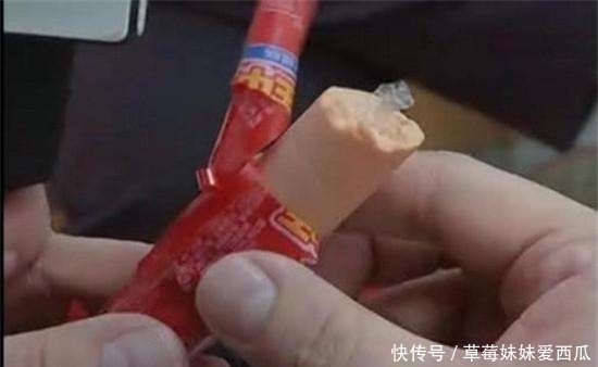 告上|女孩吃火腿肠, 拆开后竟把生产厂家告上法庭, 网友: 做得好