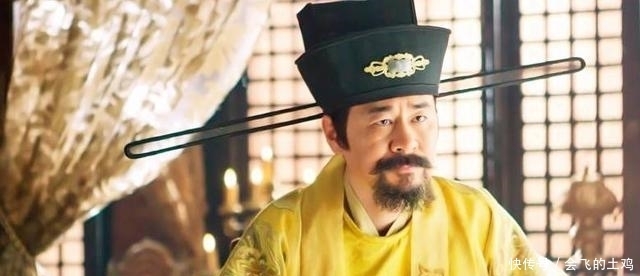 敲掉|“斧声烛影”的小斧,居然是赵匡胤的心头好,曾用它敲掉大臣门牙