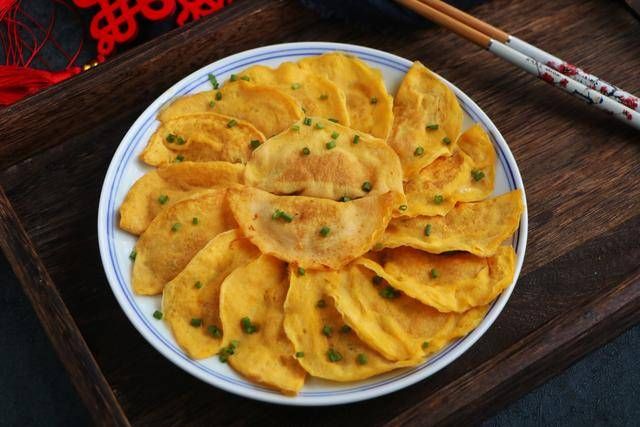 蛋饺|蛋饺这样做太美味,鲜嫩多汁,新手也能学会,过年做给家人超解馋