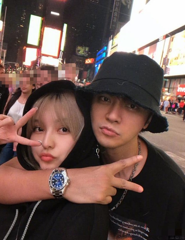 周扬青|周扬青晒与阿娇合照 闺蜜俩恢复单身后首同框