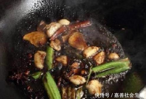 万能|不管什么鱼都可以这样炖,“万能炖鱼法”鲜嫩滋补无腥味,超简单