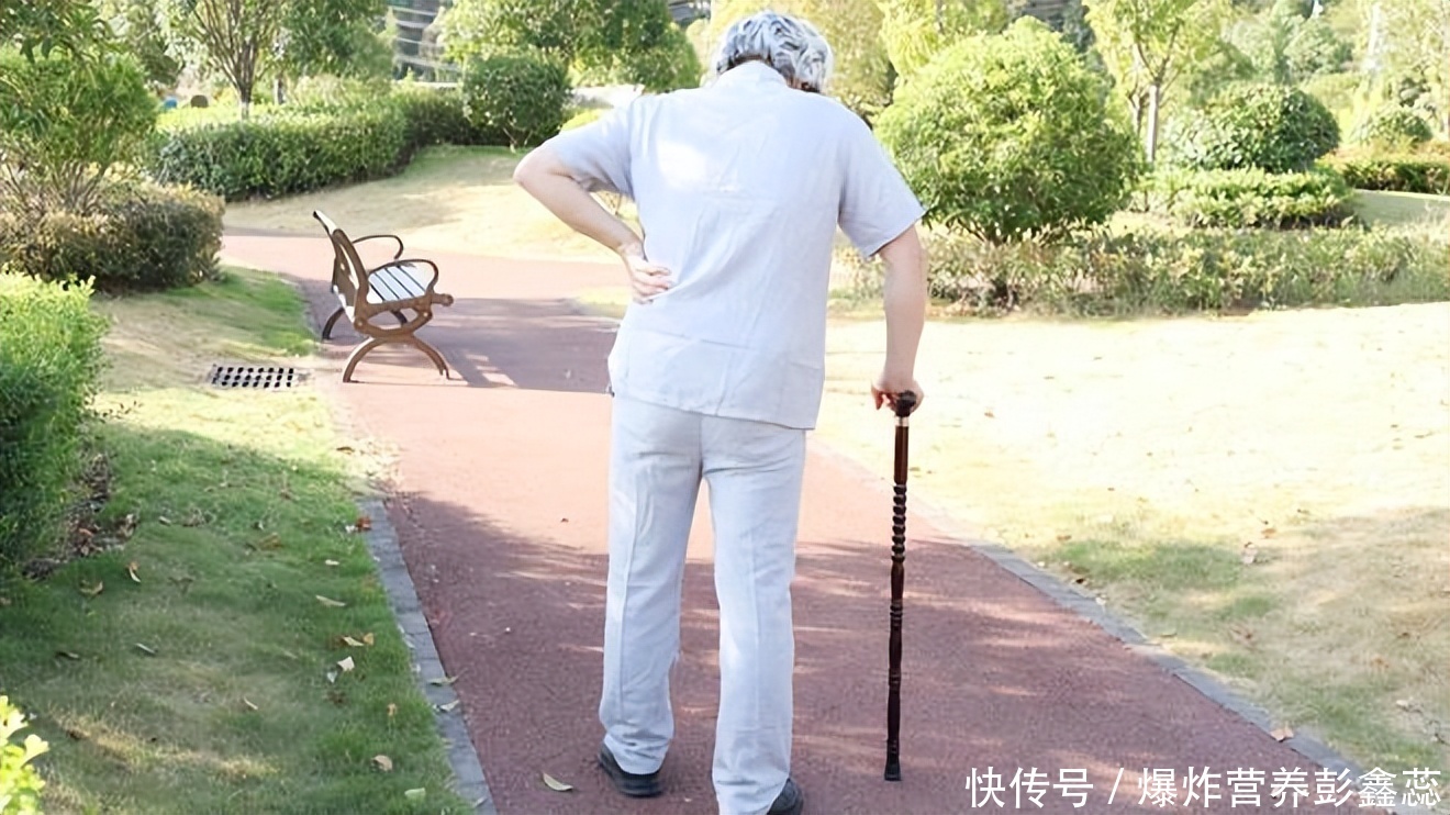 人老了，适合慢跑还是快走？老人每天应该走多少步？答案有了2023