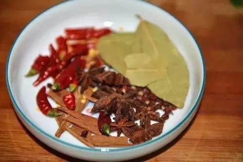  火锅底料|正宗麻辣香锅，绝对下饭！