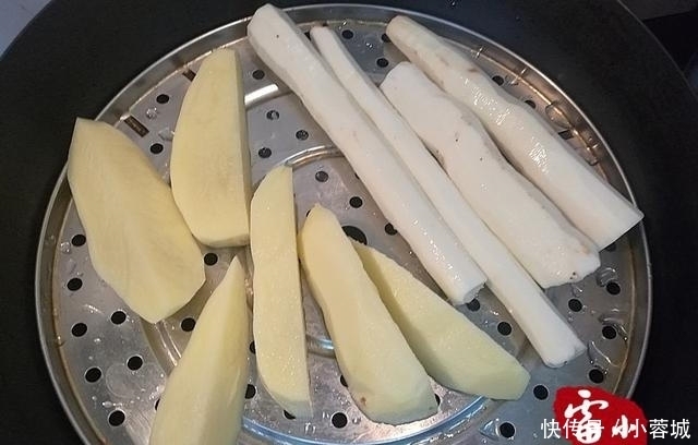 好吃|这饼又香又糯,在锅边就吃掉3个,比南瓜饼好吃太多!