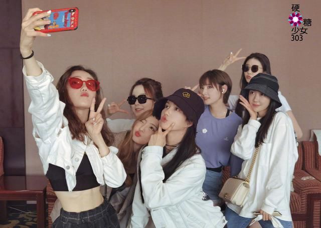  张艺凡|硬糖少女成团后，希林娜依·高C位资源被曝，但张艺凡明显更优越