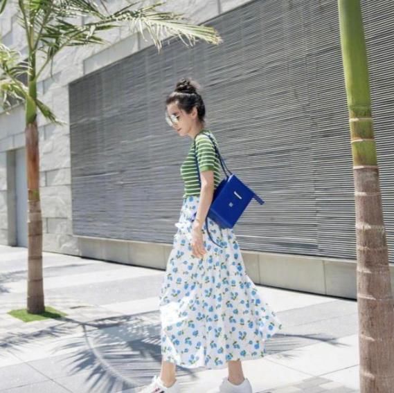  李冰冰|李冰冰难得低调一回，T恤配休闲裤元气满满，47岁变成27岁既视感