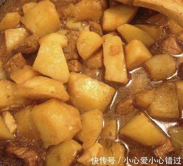 解馋|茄子此吃法真香,不用炸不凉拌,用它加肉一起做,真解馋