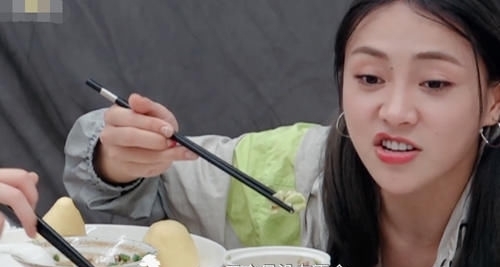 许佳琪|郑爽问能淘宝购物吗?谢可寅许佳琪曝《青你2》幕后,才知女团不是闹着玩