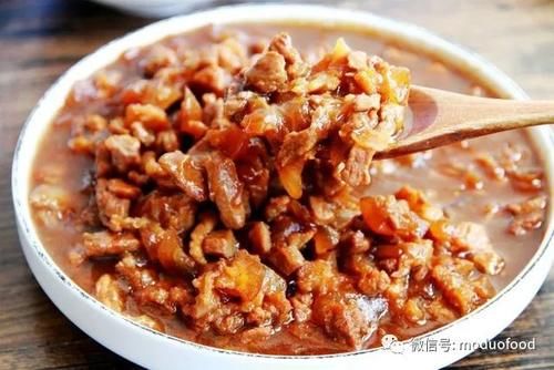 厨房|【魔多厨房】午餐系列:洋葱卤肉+圆白菜炒菜花+三色糙米