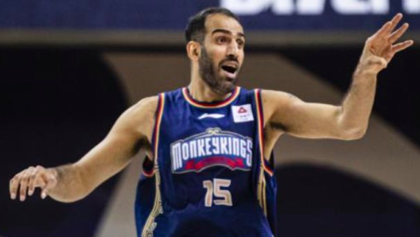  场比赛|落后19分奇迹大逆转！2米11易建联接班人23+8，翻盘亚洲第一中锋