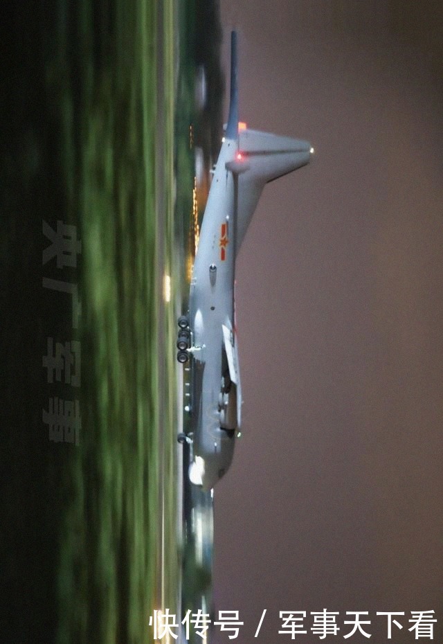 海军|剑指战场!东部战区海军航空兵出击