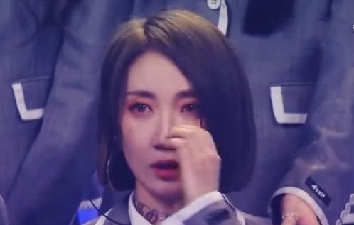 陆柯燃|陆柯燃超乃万二十万票第9出道,所有人都在祝贺,谁注意到Lisa?